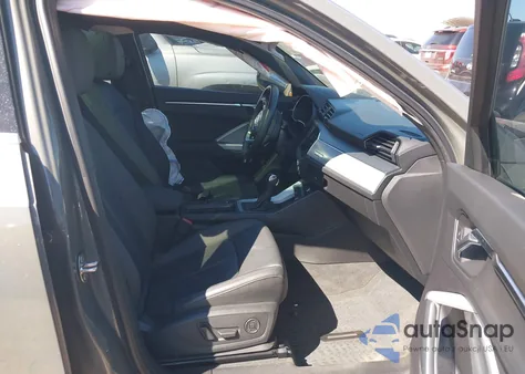 2021 Audi Q3 Premium 45 Tfsi S Line Quattro Tiptronic z USA, uszkodzony, nr VIN WA1DECF3XM1145319